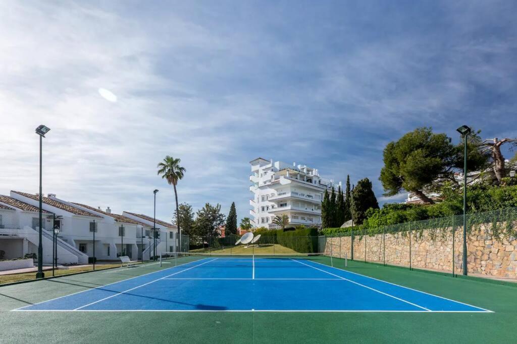 Apartment New And Stylish 1 Bedroom By Hard Rock Rdr310 Marbella
